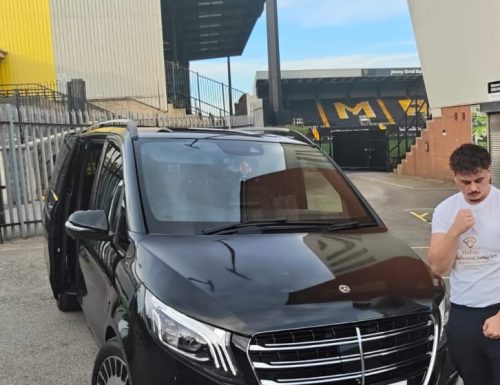BOOK LUXUARY CARS SERVICE